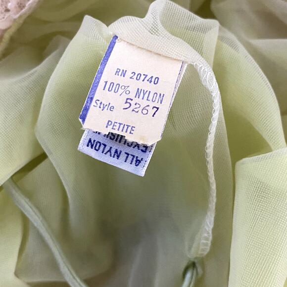 Ro-Vel of California 1960's Lime Baby Doll Sheer Lace Chiffon Nightgown - Picture 16 of 16
